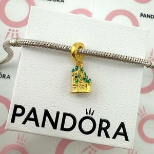 Disneyland Paris Park Exclusive Gold Castle